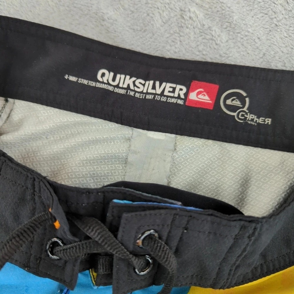 Quiksilver Board Shorts Mens 32 Blue Yellow Checkered Swim Trunks 4-Way Stretch - Picture 3 of 10